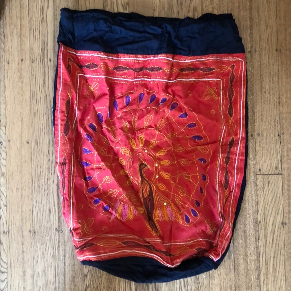 Cloth bag with peacock embroidery